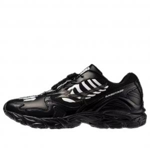 Mizuno x SBTG Wave Rider 10 'Black'