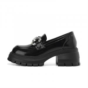Лоферы женские Daphne, черный
