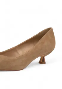 Декольте Alma En Pena, Camel