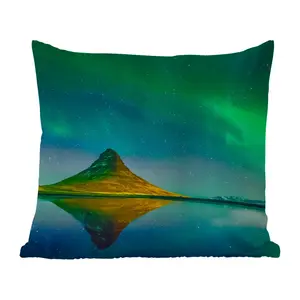 Подушка для улицы - Северное сияние - Горы - Вода - Исландия - Природа - 40x40 см - Устойчива к погодным условиям - Подушка для отдыха - Подушка - Интерьер - Обивка с изображением MuchoWow