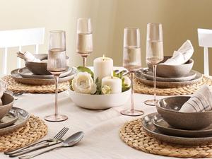 BELIANI Бокалы для шампанского Набор из 4 прозрачных пастельно-розовых рифленых бокалов 220 мл Емкость 22 мл Выдутые вручную бокалы для шампанского Посуда, прозрачный