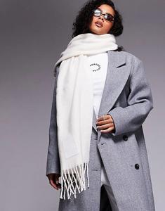 Пушистый шарф Weekend Collective белого цвета