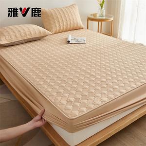 Yalu Простыня на резинке 180х200 см, антибактериальная, стеганая, с полным покрытием и эффектом non-slip, цвет Milk Coffee