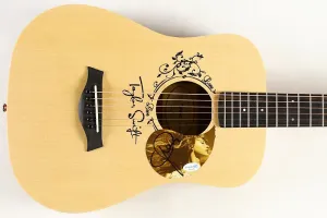 Taylor-guitars Акустическая гитара в стиле BABY TAYLOR с автографом Taylor Свифт и индивидуальной графикой