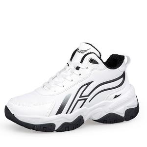 Антискользящие и износостойкие утепленные низкие кроссовки для бега мужские Kuding, белый