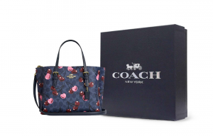Сумка-шоппер Mollie из прорезиненной ткани COACH, gift box set (basic set+черный box)