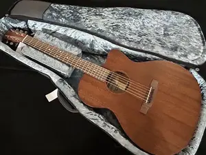 Martin 000C-10E Специальная вырезка AC/EL - Satin Sapele 4 фунта 7,4 унции #2865071 с чехлом