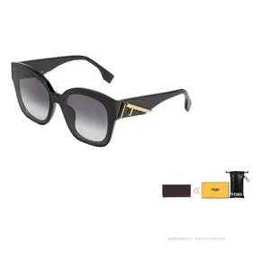 FENDI Пластиковая оправа квадратные солнцезащитные очки женские, Black