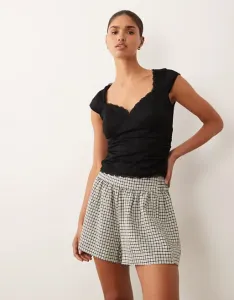 Черный кружевной топ со встроенным бюстгальтером Abercrombie & Fitch