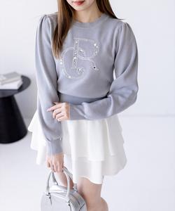 Вязаный топ с бисерным логотипом <<Новинка>>