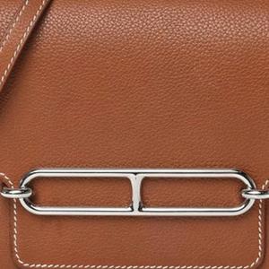 Сумка Roulis Saddle из кожи свиной кожи с носом, ручная наплечная сумка, через плечо женская 34 Fauve светло-палевая HERMES