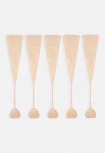 Стринги MAGIC Bodyfashion