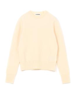 свитер с круглым вырезом