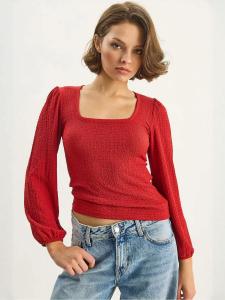 Bianco Lucci Блузка в красном цвете