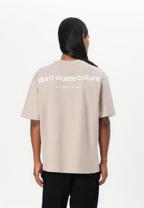 Футболка с принтом CLEO UNISEX Don't Waste Culture, бежевый