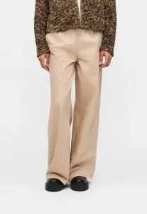 Вмвалерия подтягивается широко расставив ноги Vero Moda, Silver Mink