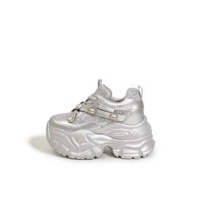 Нескользящие, износостойкие, легкие, низкие, массивные женские кроссовки Milan love song, Silver