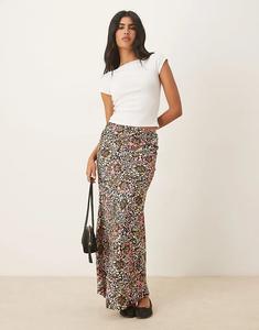 Гламурная юбка миди косого кроя с абстрактными цветами в стиле ретро