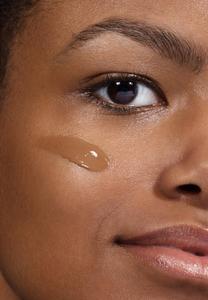 Тональный крем Skinonym Semi-Matte Peptide Foundation MÁDARA, #75 темно-каштановый