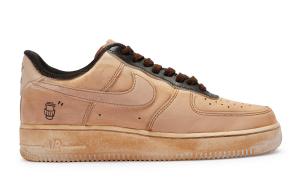 Кроссовки для скейтбординга Air Force 1 женские с низким верхом цвета кофе Nike