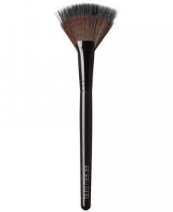 Веерная кисть для пудры Laura Mercier