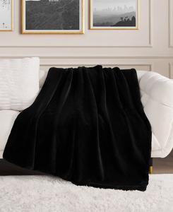 Плед из искусственного меха кроличьего меха, 50 x 70 дюймов Juicy Couture, Black