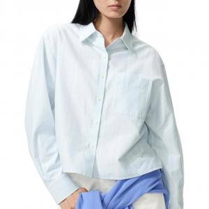 Uniqlo Женская рубашка светло-голубого цвета с умеренным воротником