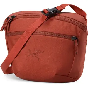 Мантис 2.5L наплечная сумка, кроссбоди, поясная сумка из переработанного полиэстера красный унисекс Arcteryx