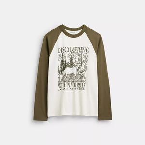Футболка с длинным рукавом и круглым вырезом Coach Outlet Wild Raglan из органического хлопка, кремовый/многоцветный