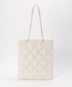 Стеганая сумка-шоппер из эко-меха без боковых вставок Ikka, цвет Off White