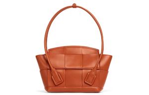 Bottega Veneta Кожаная сумка через плечо женская коричневая