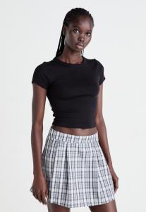 Футболка Gina Tricot BASIC TIGHT, Black