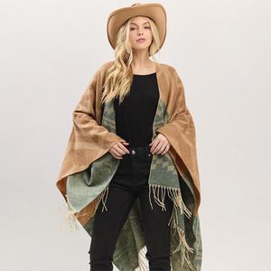 Руана-пончо с ацтекским узором и бахромой TRUEDAMES, оливково-зеленый