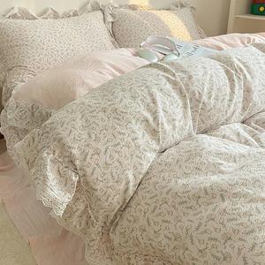 Disney Комплект постельного белья 4 предмета, 1.5 м, простыня на резинке 200x230 см, пододеяльник 200x230 см, 2 наволочки 48x74 см, цвет: нежно-розовый