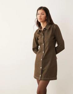 Платье-рубашка из денима ASOS DESIGN приталенного кроя с длинным рукавом цвета хаки