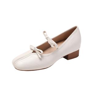 Туфли Мэри Джейн на массивном каблуке для женщин TATAYA, Ecru