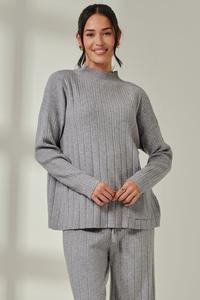 Вязаный джемпер с резинкой и воротником стойкой Jolie Moi, серый