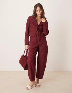 Классические брюки с вышивкой на штанинах темно-вишневого цвета Asos Design