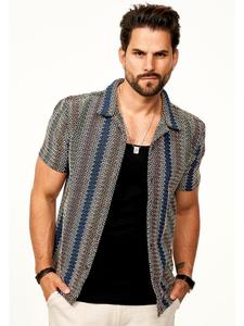 Рубашка с короткими рукавами - для мужчин в винтажном летнем образе, как трикотажная рубашка с короткими рукавами черного цвета. SOULSTAR