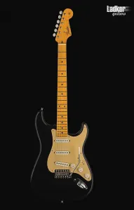 Fender Custom Shop ограниченная серия American Custom Stratocaster Deluxe, состаренный черный, НОВЫЙ