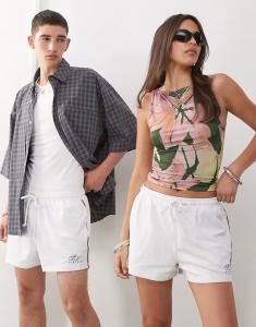 Reclaimed Vintage унисекс airtex укороченные фестивальные шорты белого цвета