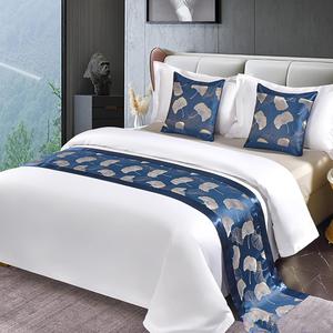 TTiiLoe Декоративная подушка квадратная Leaf Blue