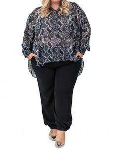 Черные расклешенные брюки с манжетами плюс сайз Karen Kane