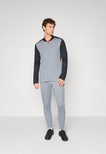 Спортивный костюм Nike Performance SUIT SET, Cool Grey/Black/Bright Crimson/Grey