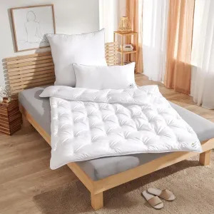 Одеяло Dream Sleep Fiber Down Touch Warm, наполнитель: 100% полиэстер, 200x220 см Traumschlaf