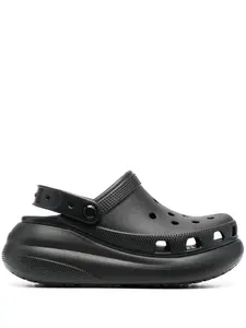 Шлепанцы на платформе с ремешком на пятке Crocs, черный