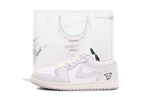 Jordan Баскетбольные кроссовки Air 1 с износостойким покрытием, низкие, винтажные, унисекс, серо-белые