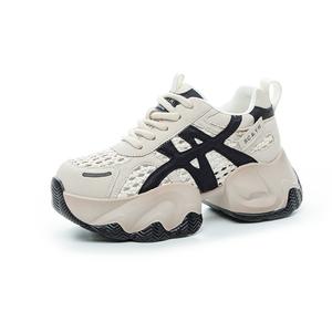 The mystery of glamour Дышащие низкие повседневные туфли для увеличения роста женские Black, цвет Black