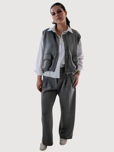 Широкие брюки со складками спереди WEARABLE STORIES Daria, серый