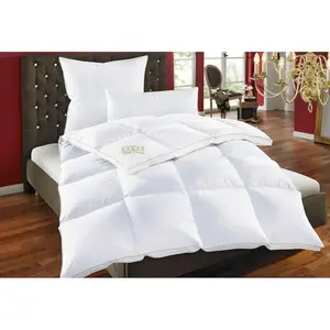 Комплект постельного белья с пуховым одеялом и перьевой подушкой Emilias, 135x200 или 155x220 см, для лета или зимы Obb, белый